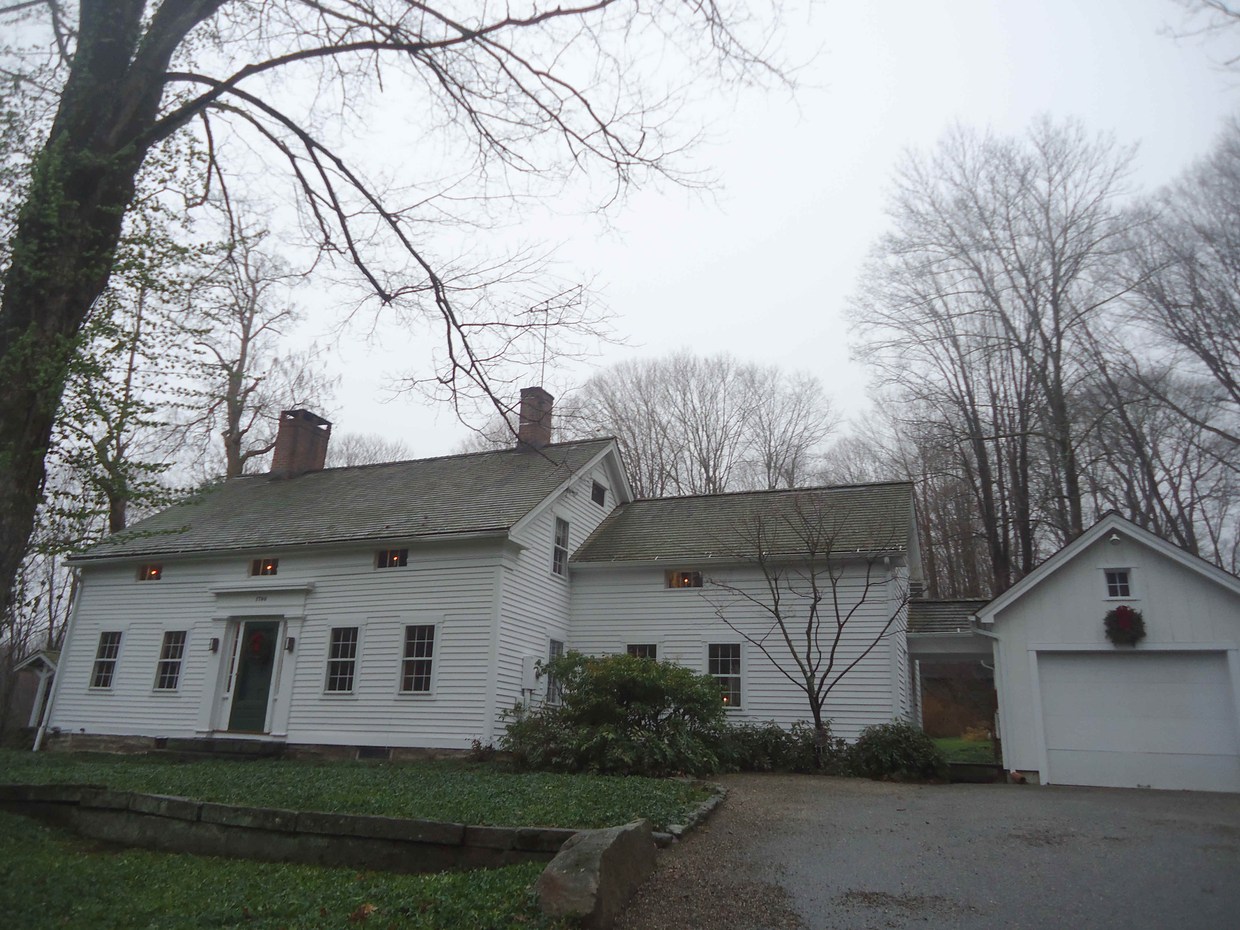 Building photograph for 175 WEWAKA BROOK RD